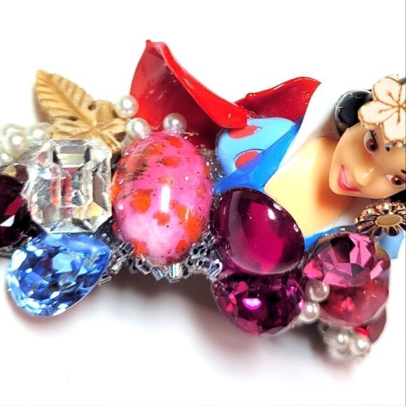 Wendy Gell Disney Snow White hair barrette. Pop Art. Fun and OOAK. main image 4